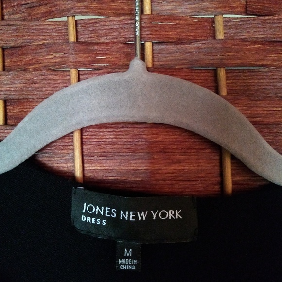 Sweater - Picture 3 of 3